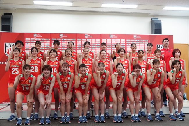 下着は透視できない」女子バレー日本が着用、新ユニホームの秘密 下着は透視できない」女子バレー日本が着用、新ユニホームの秘密