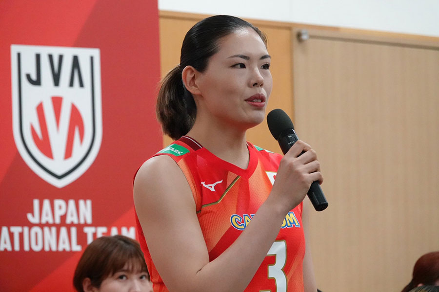 バレーボール女子日本代表のキックオフ記者会見に出席した島村春世【写真:編集部】