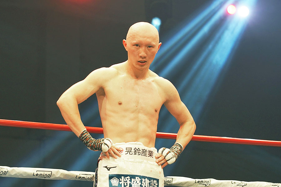 3回35秒TKO勝ちした松本圭佑【写真:澤田直人】