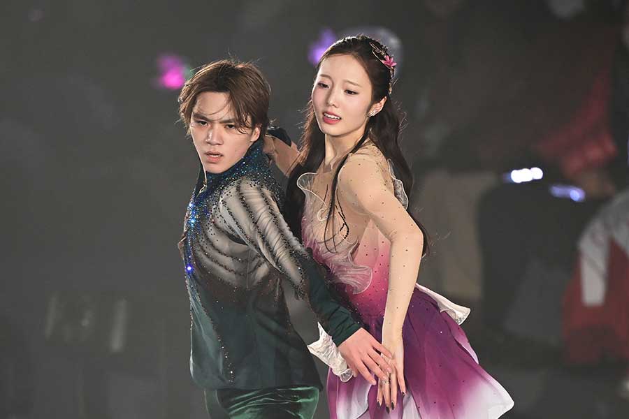 宇野昌磨さんと本田真凜さん【写真：アフロスポーツ】