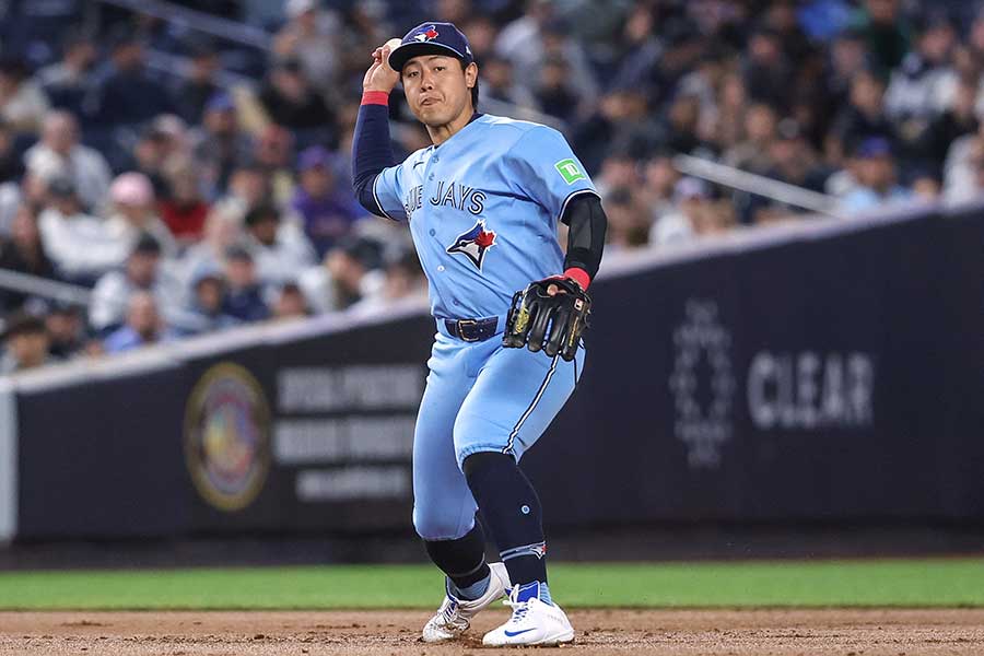 ヤンキース戦に出場した岡本和真【写真：ロイター】