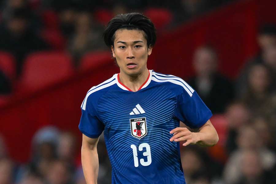 サッカー日本代表の中村敬斗【写真:REX/アフロ】
