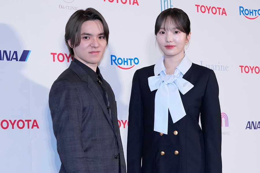 会見を行った宇野昌磨さんと本田真凜さん【写真:増田美咲】