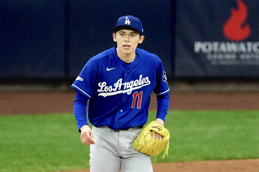 ブルワーズ戦に先発出場したドジャースの佐々木朗希【写真：黒澤崇】