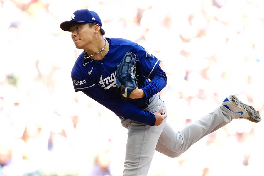 ブルワーズ戦に先発したドジャースの山本由伸【写真：黒澤崇】