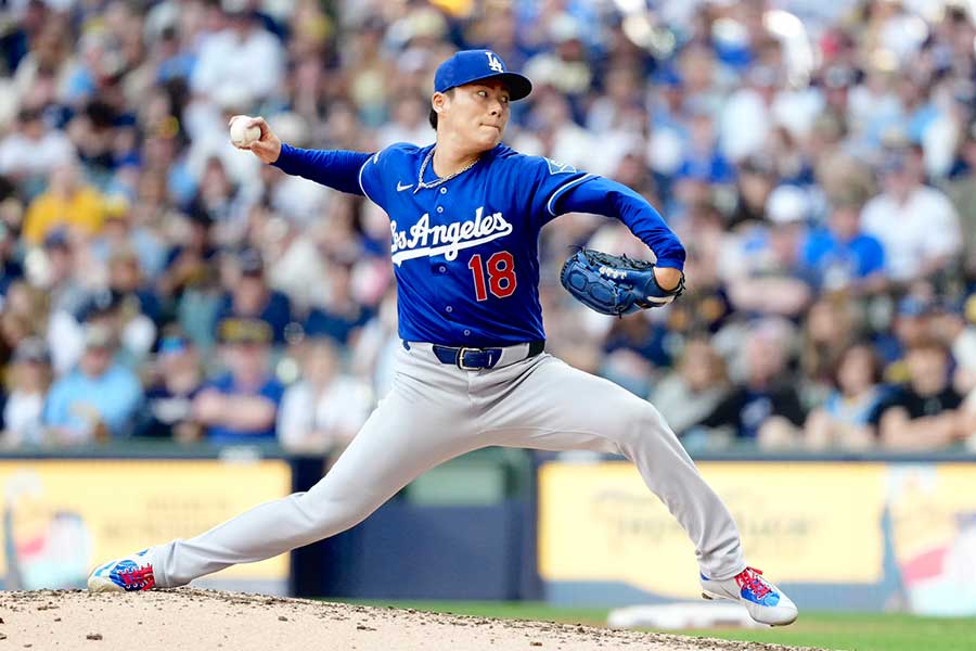 ブルワーズ戦に先発登板したドジャースの山本由伸【写真:黒澤崇】