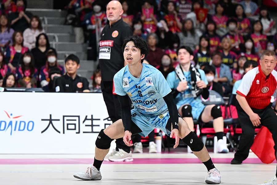 サントリーサンバーズ大阪の下川諒【写真:松尾/アフロスポーツ】