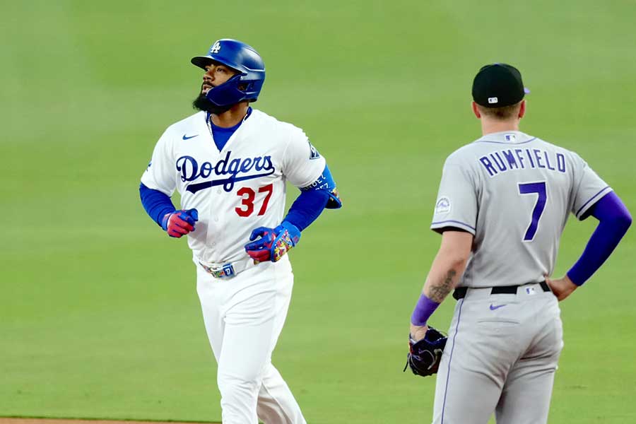 ロッキーズ戦に出場したドジャースのテオスカー・ヘルナンデス【写真：黒澤崇】