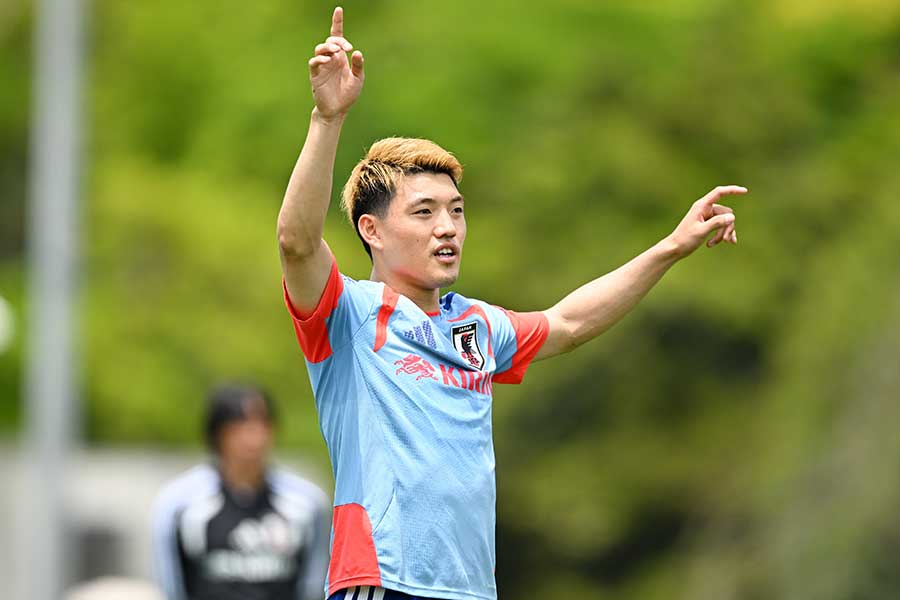 日本代表の堂安律【写真:松尾//アフロ】