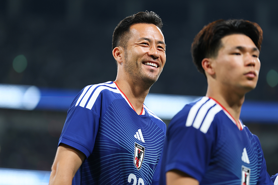 アイスランド代表との壮行試合に出場した吉田麻也【写真:森田直樹/アフロスポーツ】