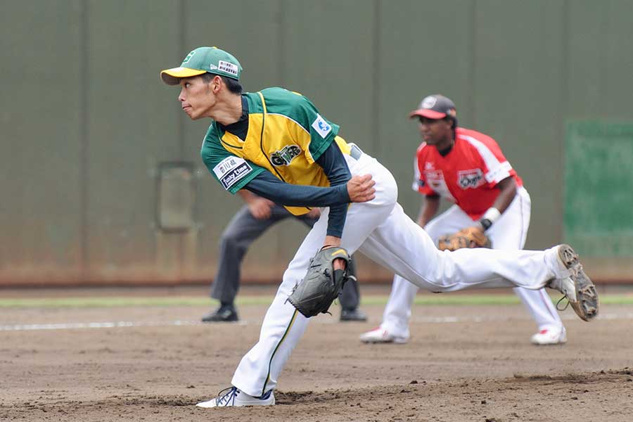 香川時代、NPBファームとの交流戦に登板した又吉【写真：羽鳥慶太】