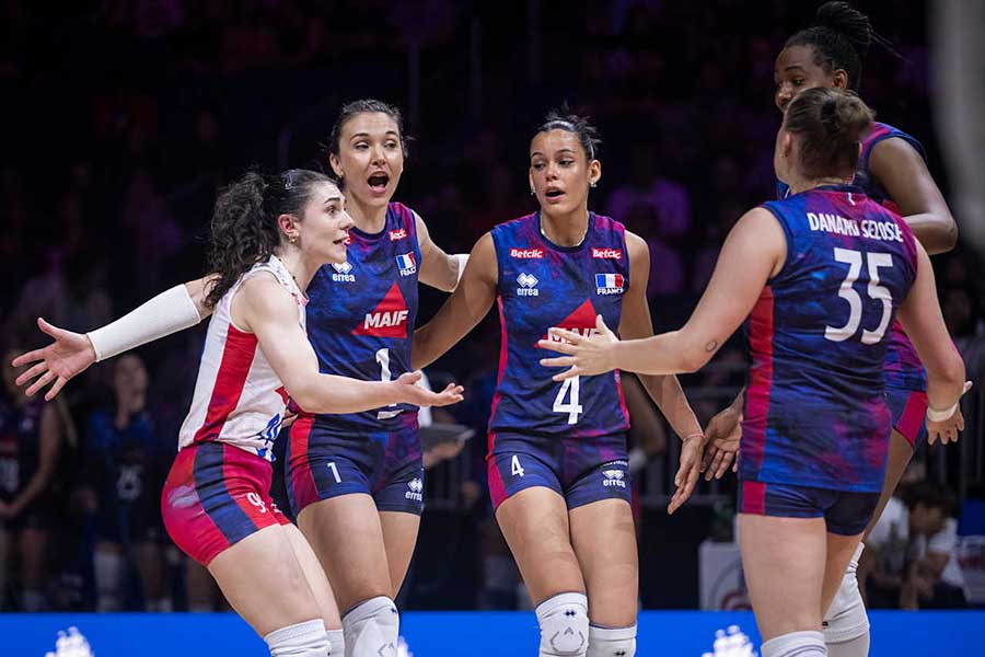日本代表に敗れたフランス代表【写真：Volleyball World提供】
