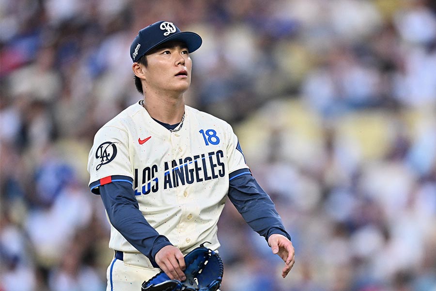 本拠地エンゼルス戦に先発登板したドジャースの山本由伸【写真:ロイター】