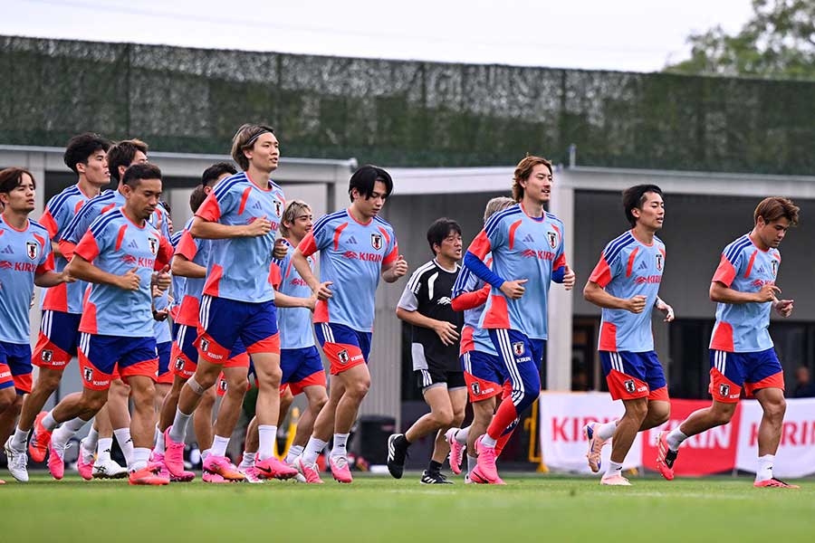 サッカー日本代表【写真:ロイター】