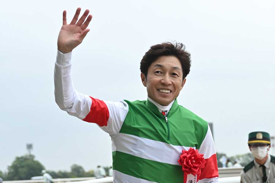 G1・安田記念を制した武豊【写真:産経新聞社】