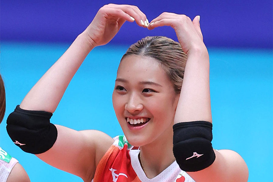 バレーボール女子日本代表の佐藤淑乃【写真:スポーツ報知/アフロ】