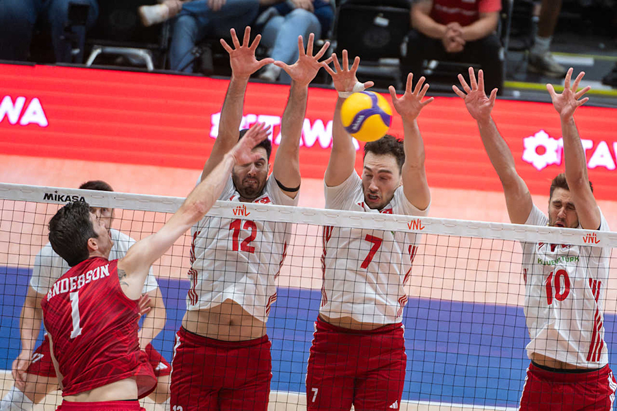 予選ラウンド第1週中国大会で対戦したトルコと米国【写真:Volleyball World提供】