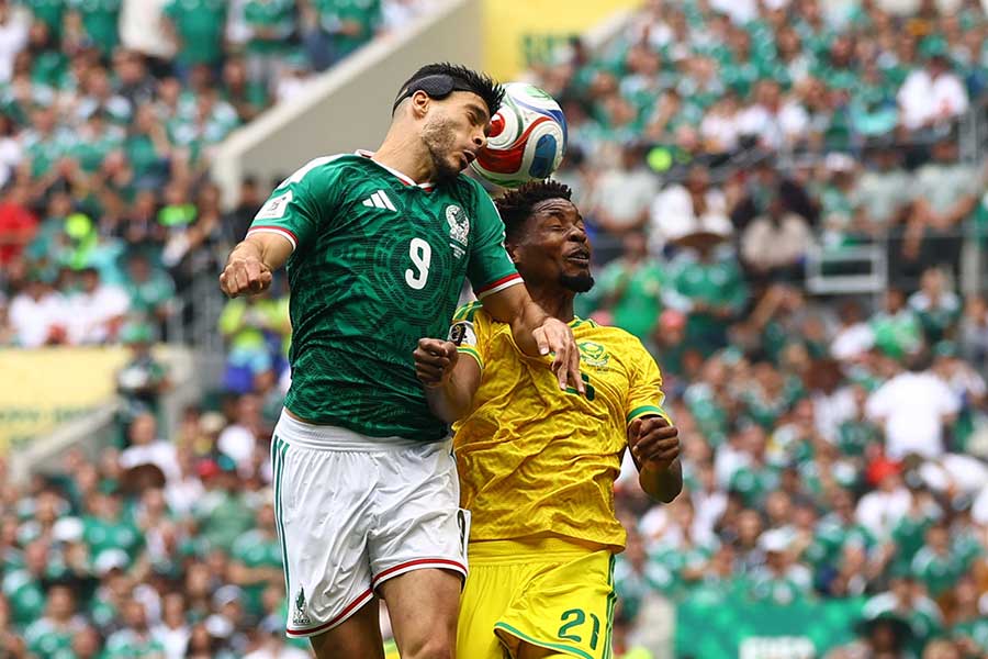 W杯開幕戦でメキシコと南アフリカが激突した【写真:ロイター】