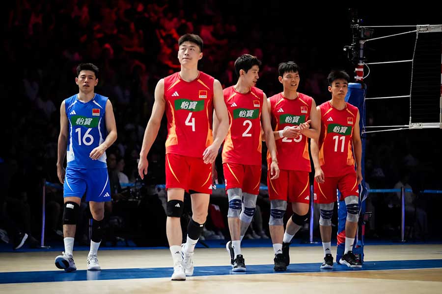 日本に1-3で敗れた中国男子日本代表【写真提供:Volleyball World】