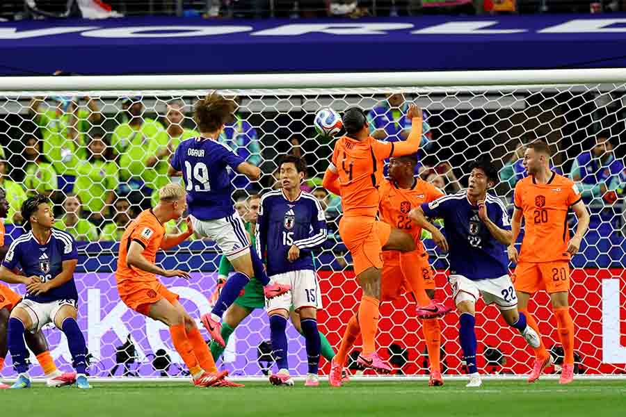 2-2の同点に追いついたサッカー日本代表【写真:ロイター】