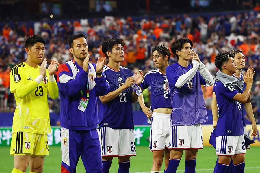 オランダと対戦した日本代表【写真:ロイター】
