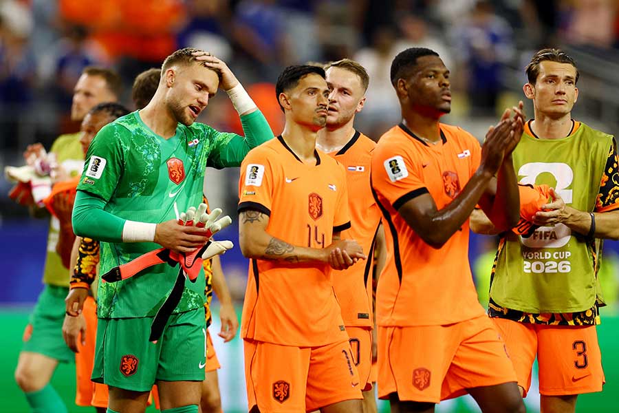 日本と2-2で引き分けたオランダ代表【写真：ロイター】