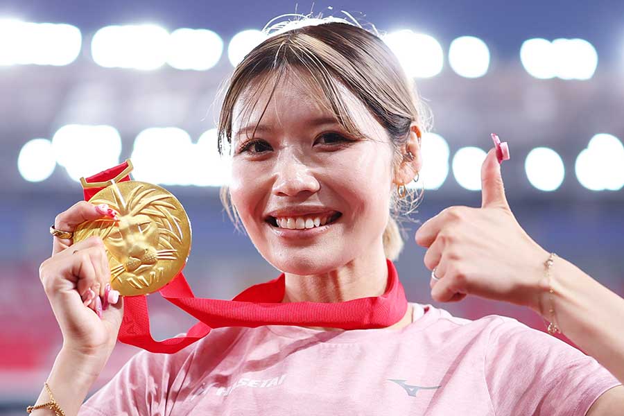 日本選手権で初優勝を飾った中島ひとみ【写真:森田直樹/アフロスポーツ】