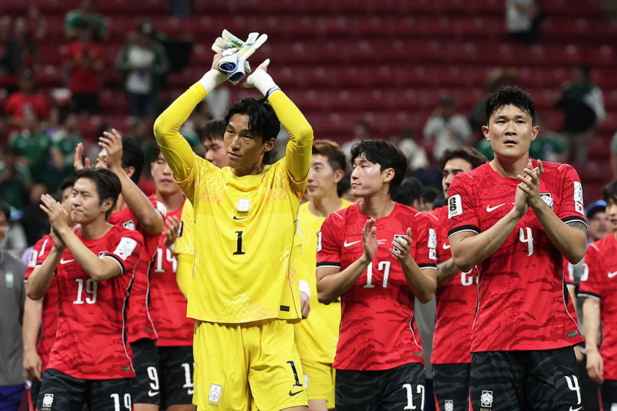 チェコに2-1で逆転勝ちした韓国代表【写真：ロイター】