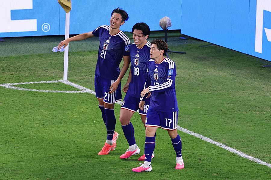 チュニジアに4-0で勝利した日本代表【写真:ロイター】