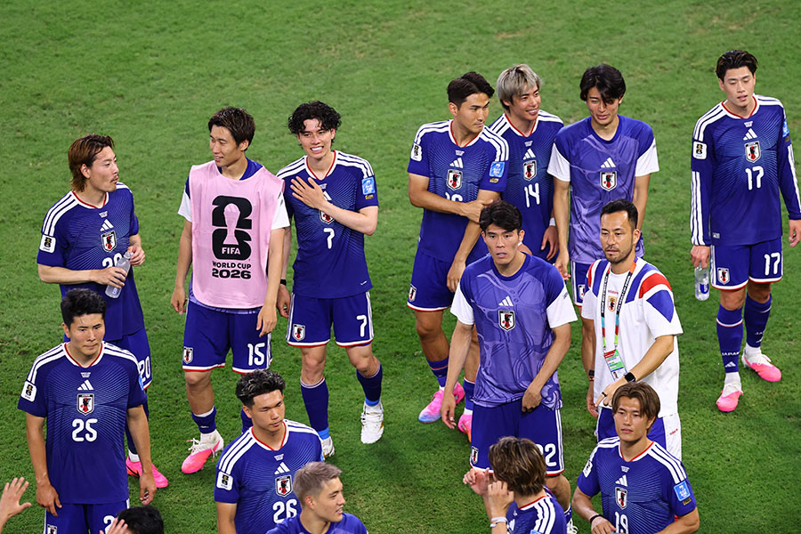 チュニジアを下したサッカー日本代表【写真:ロイター】