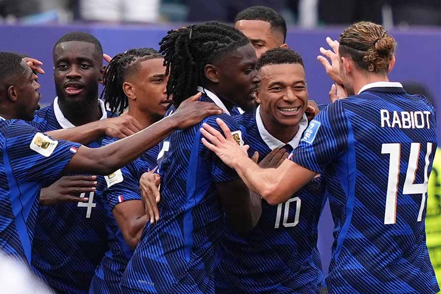 イラクに勝利したフランス【写真:ロイター】