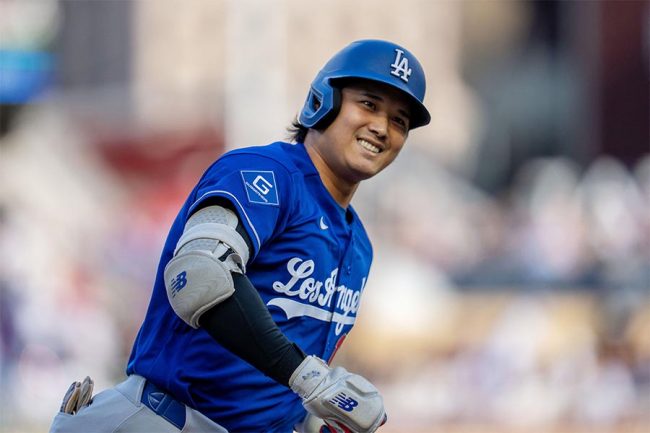 タイムセール！大谷翔平　158キロ実投球　初MVP2021年初勝利試合使用 大谷がまたメジャー史上初の快挙 唯一無二の
