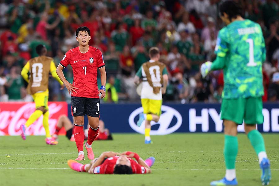 南アフリカに0-1で敗戦した韓国代表【写真：ロイター】