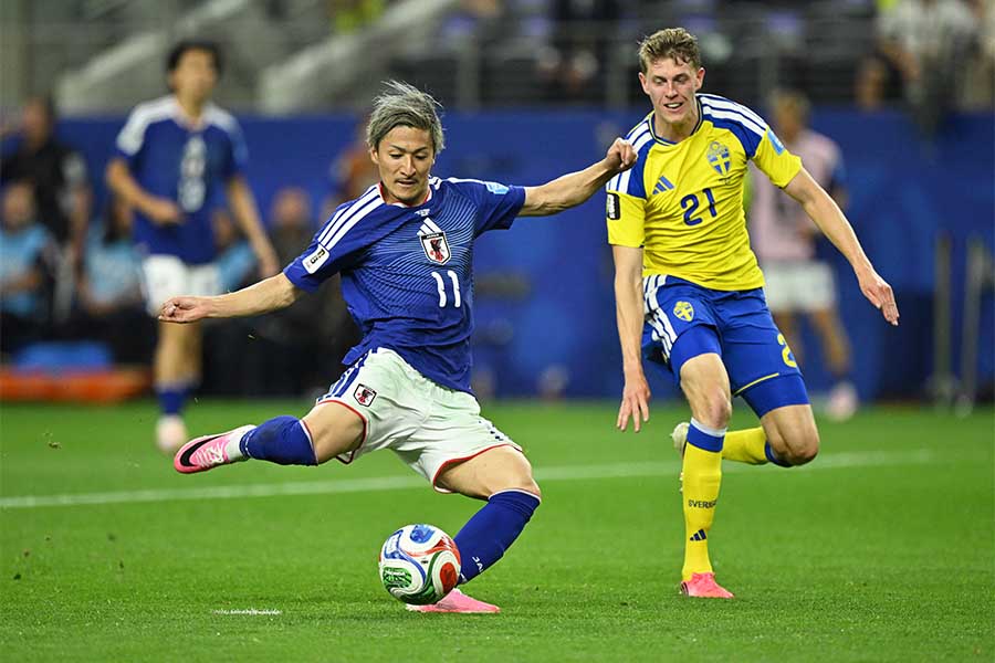 サッカー日本代表の前田大然【写真：ロイター】