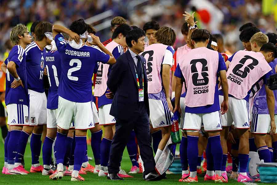 サッカー日本代表【写真：ロイター】