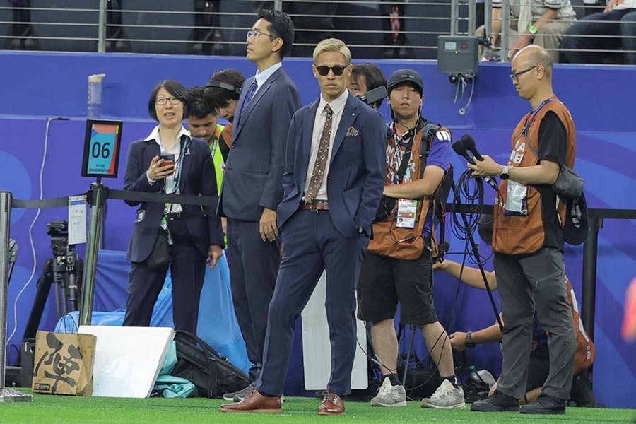 スウェーデン戦を解説した本田圭佑【写真：スポーツ報知/アフロ】
