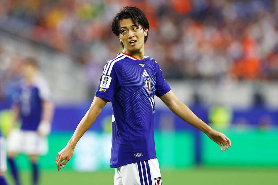 サッカー日本代表の中村敬斗【写真：ロイター】