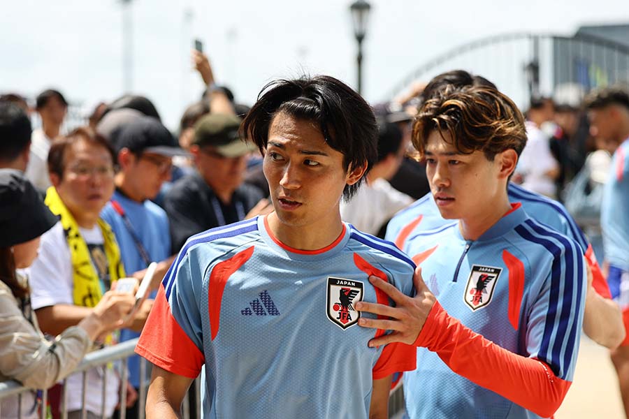 サッカー日本代表の中村敬斗【写真:ロイター】