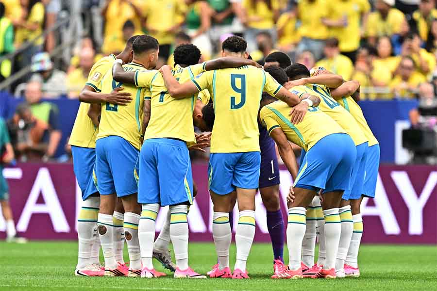日本に2-1で勝利したブラジル【写真：ロイター】