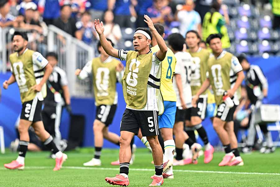 長友佑都【写真：ロイター】