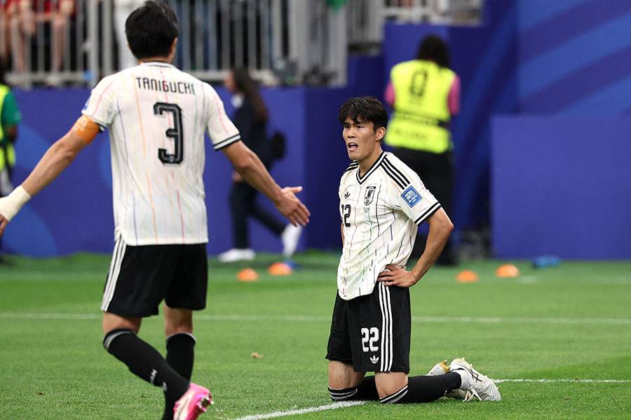 サッカー日本代表の冨安健洋【写真：ロイター】