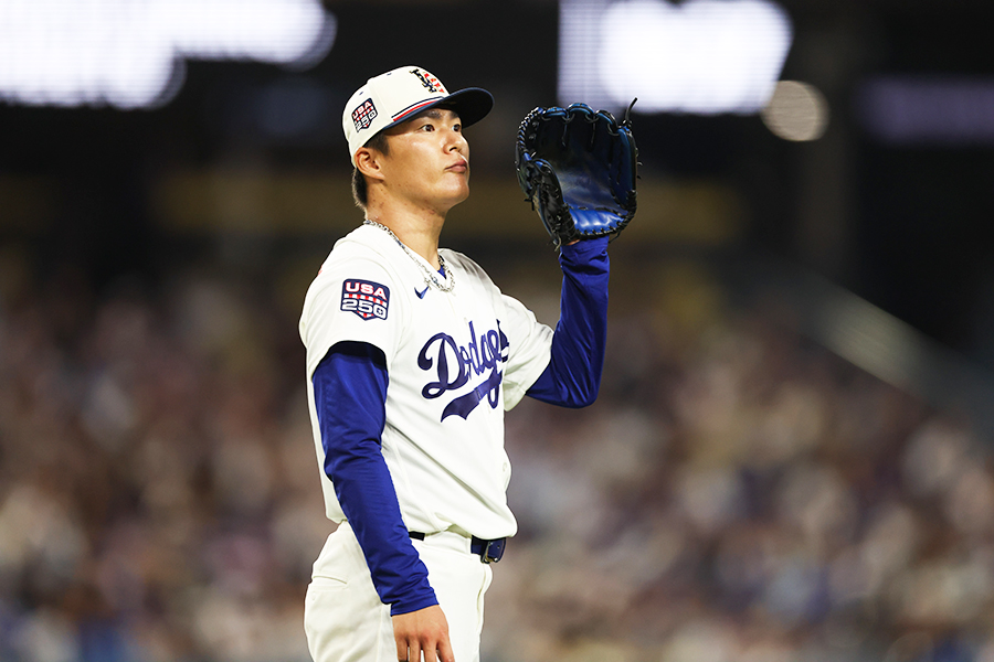 本拠地パドレス戦に先発したドジャースの山本由伸【写真：Imagn/ロイター/アフロ】