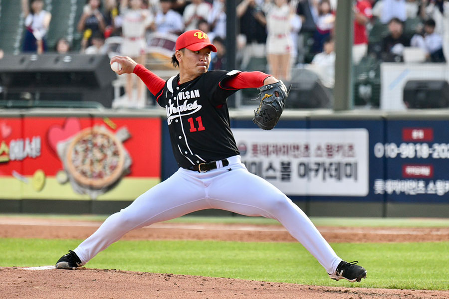 試合での結果をもとに韓国へのアジャストを進める小林【写真:羽鳥慶太】