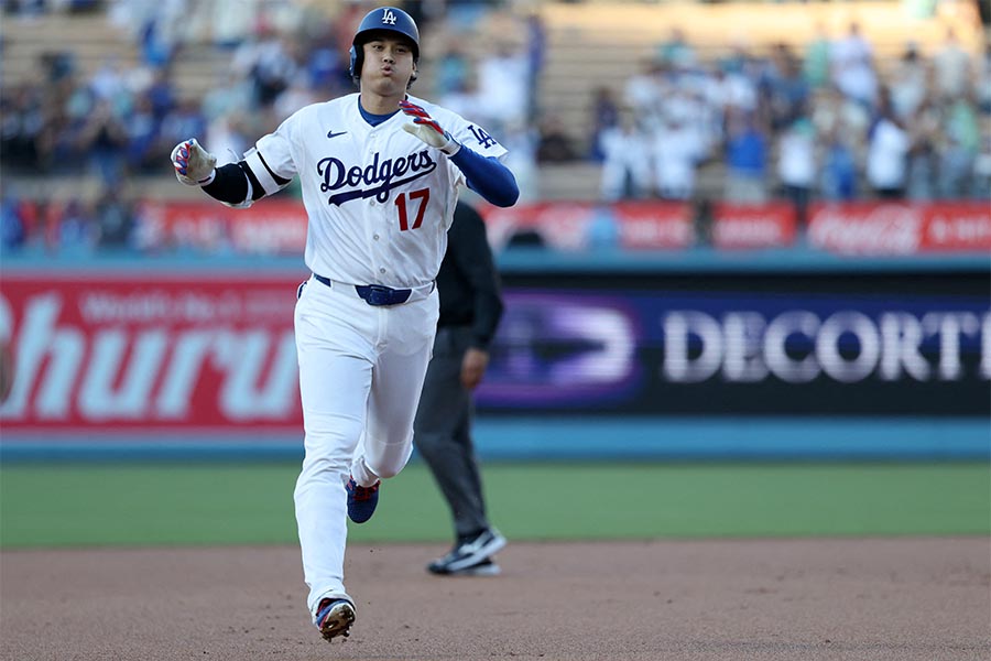 MLB通算300号を放ったドジャースの大谷翔平【写真：ロイター】