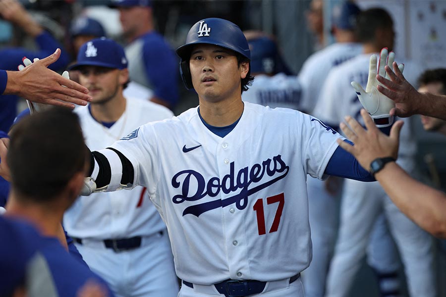 MLB通算300号を放ったドジャースの大谷翔平【写真：ロイター】