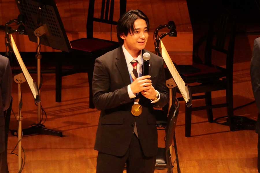「オリンピックコンサート2026」に参加した戸塚優斗【写真:上田悠太】
