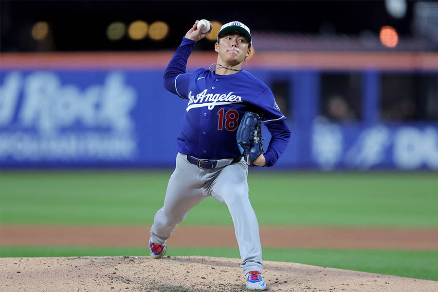 メッツ戦に先発登板した山本由伸【写真:ロイター】