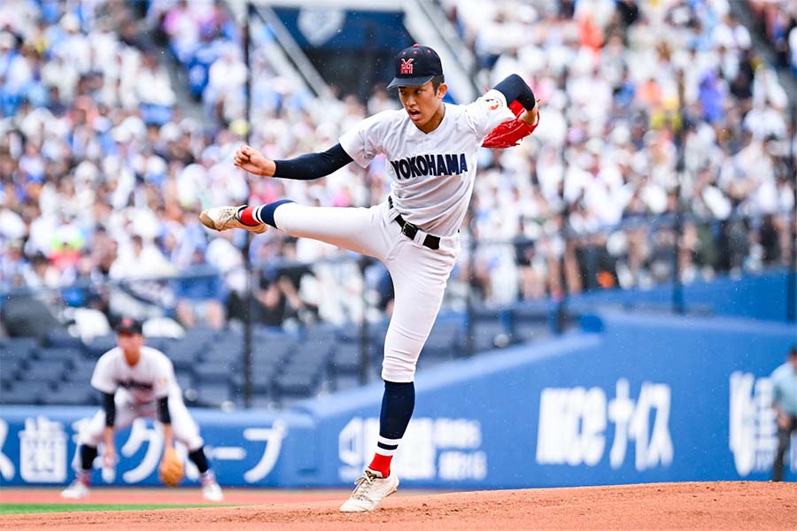 神奈川大会決勝に出場した横浜高の織田翔希投手【写真:中戸川知世】