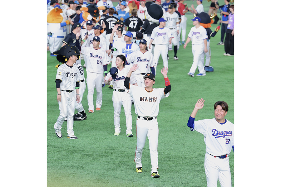 東京ドームで行われたプロ野球のオールスターゲーム第1戦【写真：産経新聞社】