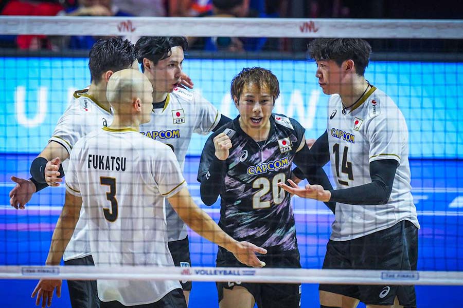 VNL準決勝で米国と対戦する日本代表【写真:Volleyball World提供】